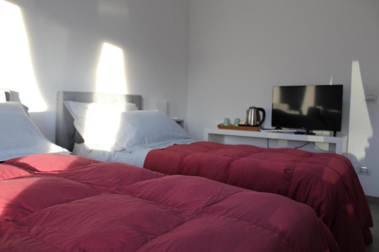 Bed & Breakfast Lufra เรนเด ภายนอก รูปภาพ